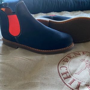 beautiful dark blue Suede ankle boots. Narrow fit. Comes with dust bag.